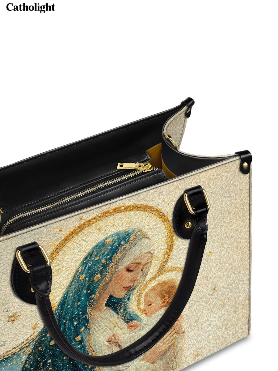 Bolsa de Couro O Abraço da Mãe Divina