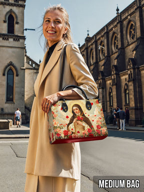 Bolsa de Couro Santa Teresinha - Graça e Elegância