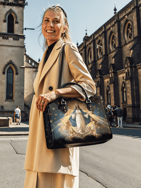 Bolsa de Couro Rainha do Céu